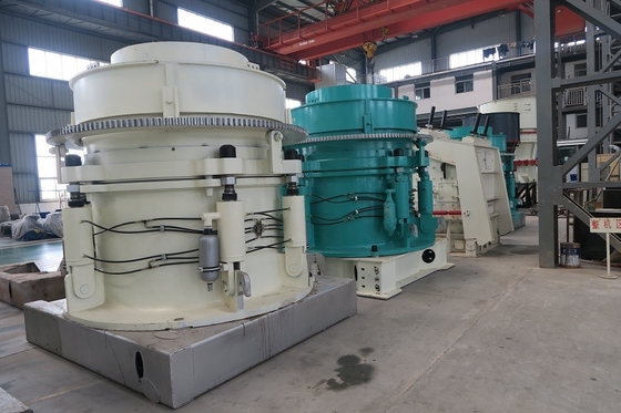 HPT300 হাইড্রোলিক শঙ্কু পেষণকারী পাথর পেষণকারী খনি এবং খনির এলাকায় ব্যবহৃত
