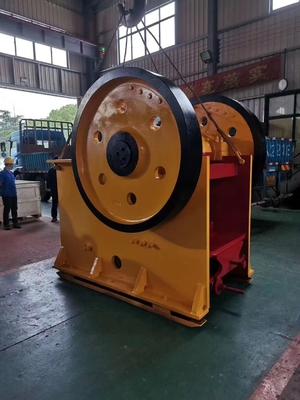 55Kw হার্ড গ্রানাইট ছোট রক ক্রাশিং মেশিন PE500*750 হলুদ সাদা