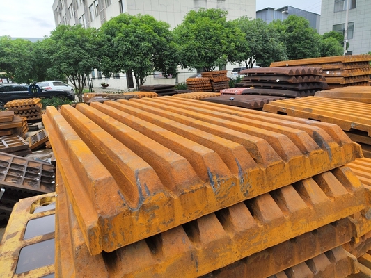 CJ412 মেশিন স্টোন ক্রাশার খুচরা যন্ত্রাংশ PE750*1060 স্থায়ী চলমান
