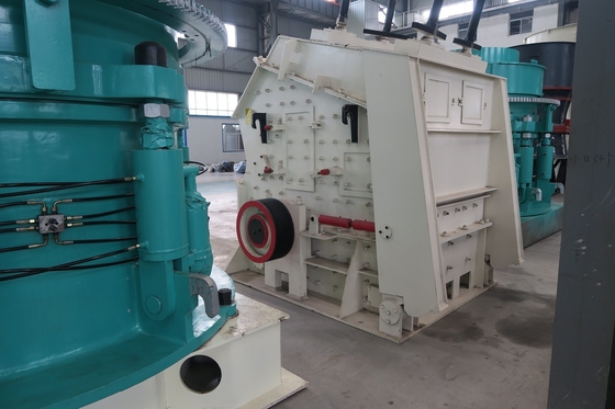 অনুভূমিক প্রভাব স্টোন ক্রাশার মেশিন 200Kw PF1315 সেকেন্ডারি কোয়ারি ক্রাশিং ডলোমাইট