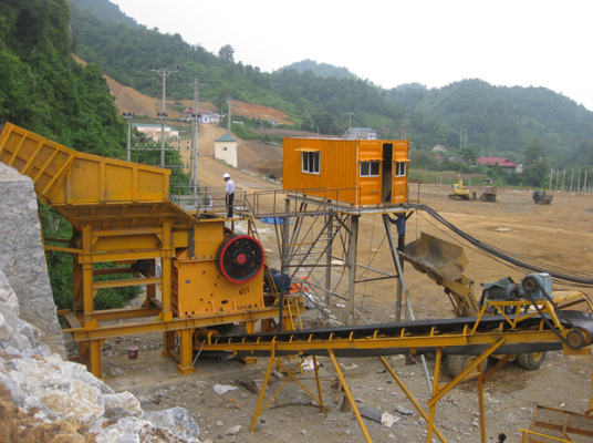 4200mm গ্রানাইট স্টোন ক্রাশার 3750mm প্রাথমিক পেষণকারী মাইনিং PE1200*1500 উচ্চ ক্ষমতা সহ
