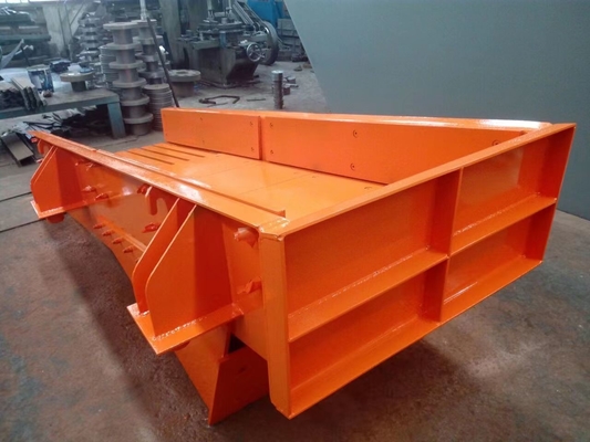 800mm ভারসাম্যহীন মোটর ভাইব্রেটিং ফিডার মেশিন 7.5Kw*2 কোয়ারি ক্রাশিং লাইনের জন্য