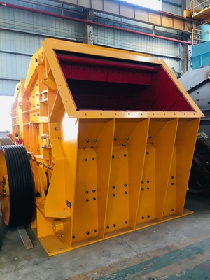 মোবাইল PF1320 ইমপ্যাক্ট ক্রাশার মেশিন 315Kw রকস স্টোন প্রসেসিং মেশিনারি