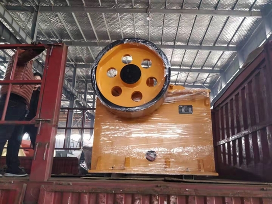 80 - 180TPH কংক্রিট চোয়াল পেষণকারী মেশিন প্ল্যান্ট লোহা আকরিক পেষণকারী মেশিন