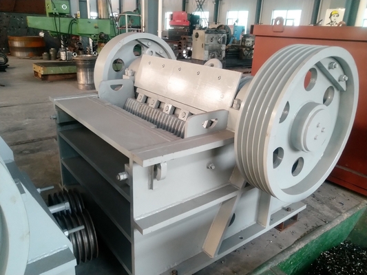 50 - 1000 Tph 250kw চোয়াল পেষণকারী মেশিন চুনাপাথর পেষণকারী সরঞ্জাম