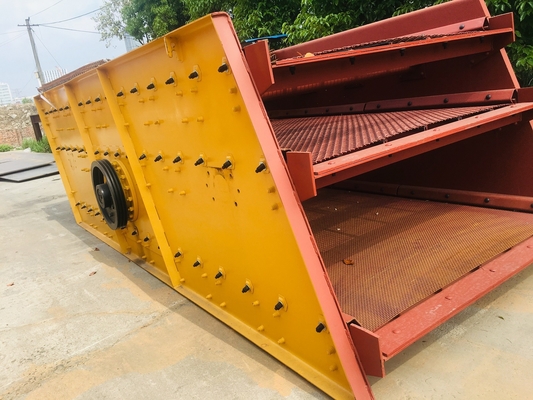 এগ্রিগেট ভাইব্রেটিং স্ক্রিন মেশিন 720 TPH 2YK1237 স্টোনস সেপারেটর